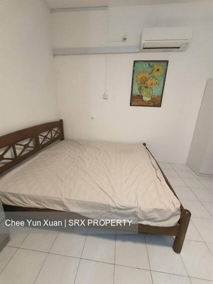 Sims Avenue (D14), Apartment #561524531